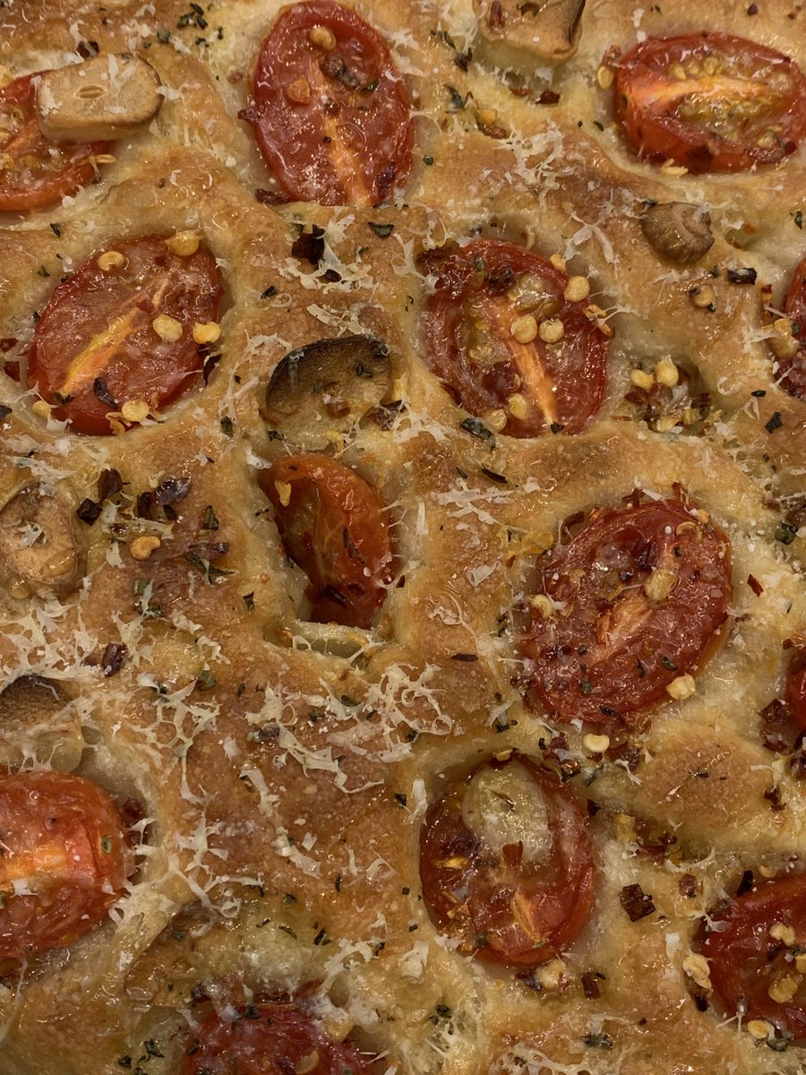 marlo on Twitter "tomato, hot honey, garlic focaccia"
