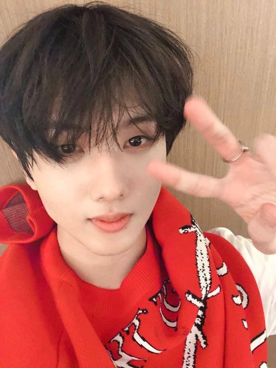 jenajisona's tweet photo. хочу поздравить самого лучшего мальчика Пак Джисона с днём рождения и сказать что он самый замечательный талантливый невероятный и что я люблю его очень сильно и горжусь им безумно!!🥺❤️
#HAPPYJISUNGDAY
#온우주가_지성이_스물둘을_응원해
#MYYOUTHJISUNG https://t.co/RpL582ySpe