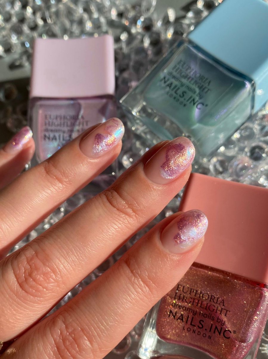nailsinc's tweet image. Euphoria Highlight = the dream nail situation ✨ Mix and match with the shimmer-stacked shades and watch them shift in any light ✨
Pick them up at your nearest @Target today ✨

#ShopTarget #TargetBeauty #TargetMyWay #TargetHaul #NailPolish