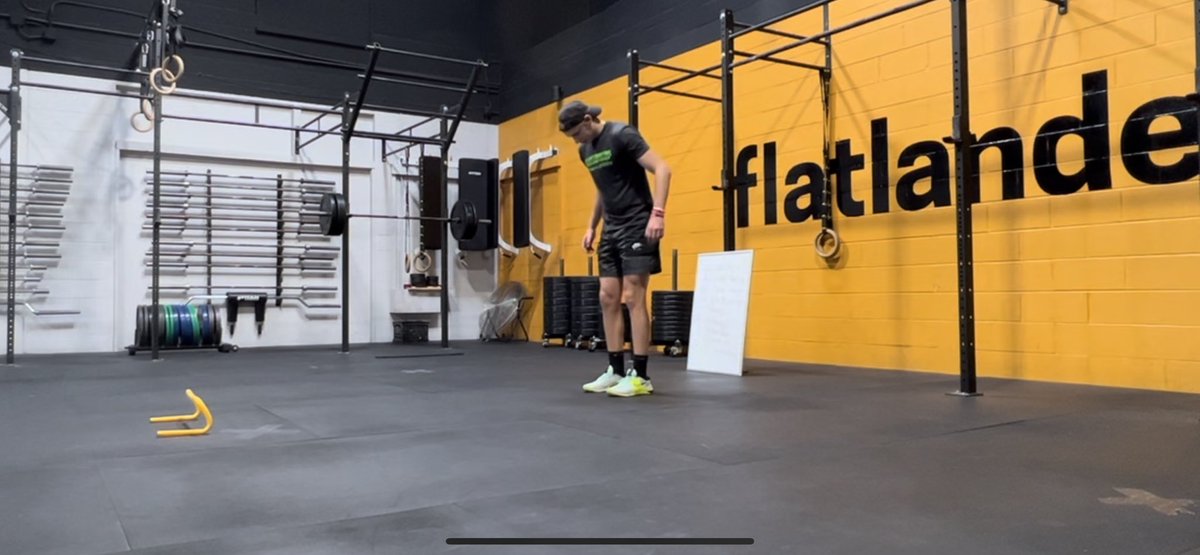 It’s hard to call it the grind when you love it #PoundTheRock #SoloSaturday <a href="/FlatlanderIL/">flatlanderathletics</a>