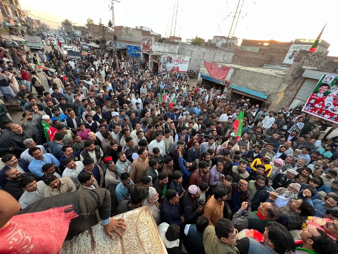 SardarSarfrazD1's tweet image. PP-143 
خانقاہ ڈوگراں میں الیکشن کراو ملک بچاو ریلی کے اختتام پر خطاب کرتے ہوے
@Dr_YasminRashid @PTIOfficialCP @Ali_Waraich_PTI @ImranKhanPTI