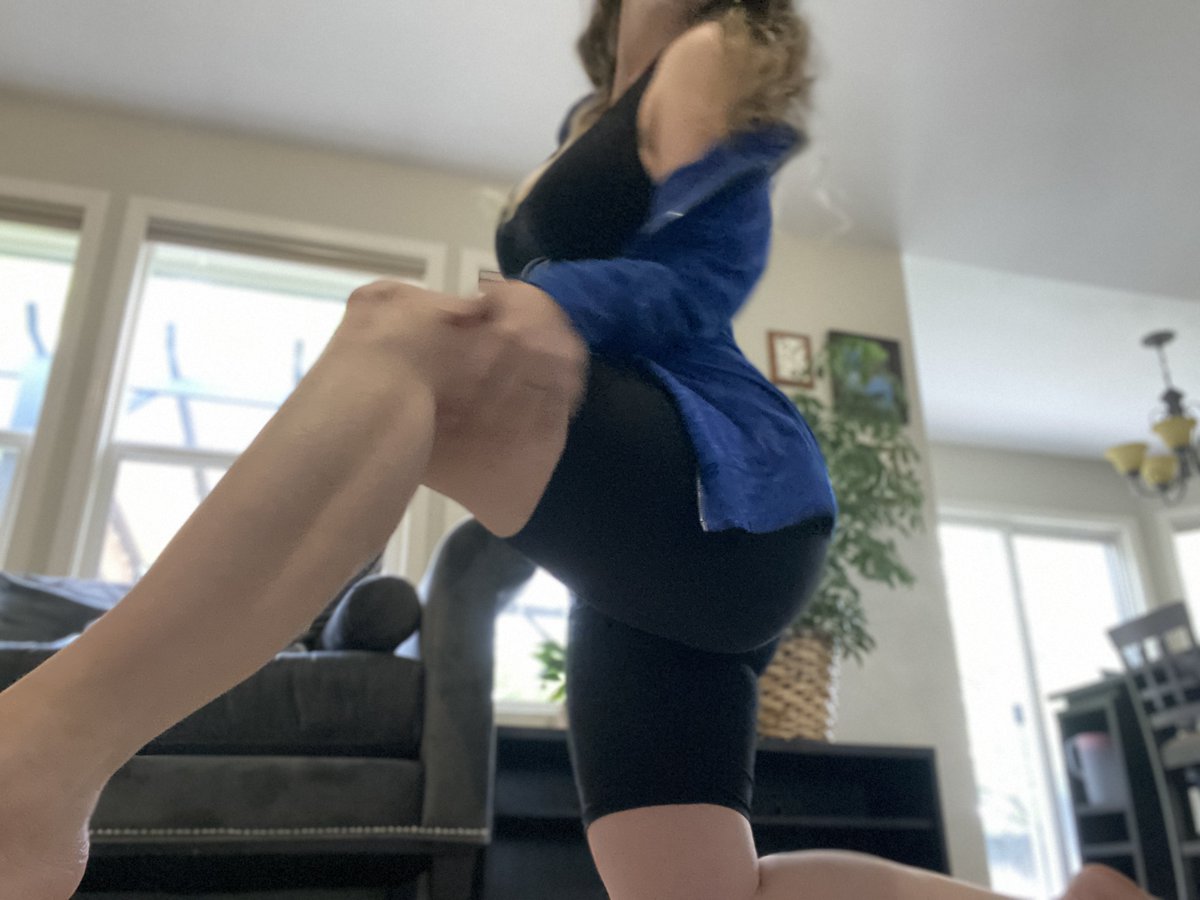 ai chick 🦊 HarperTheFox on Twitter "Flirty, fit, & fun. I love