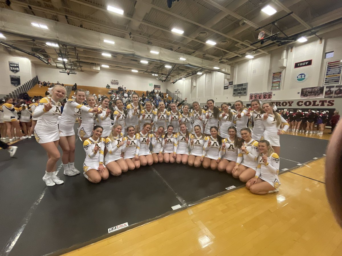 A great job by <a href="/adams_cheer/">Rochester Adams Cheer 💍💍💍</a> today at the OAA League Championship. They had the top score in all 3 rounds, their highest score of the year and won the day. Highlanders Rising 📈!!