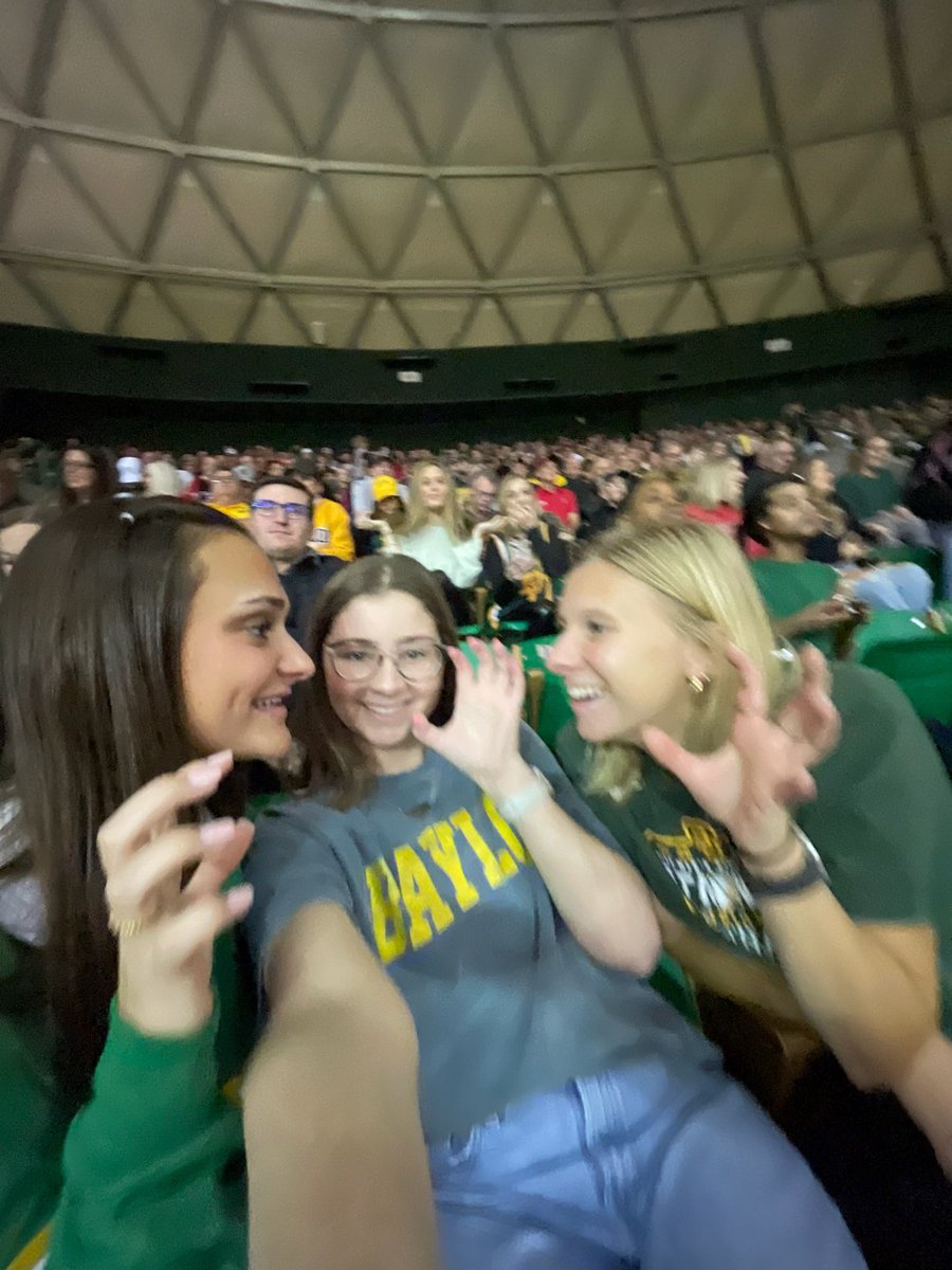 bryntaunton's tweet photo. proud of u @BaylorMBB #sicem #baylor #baylorbears #gobears #basketballwives https://t.co/gBdyhOiGkS