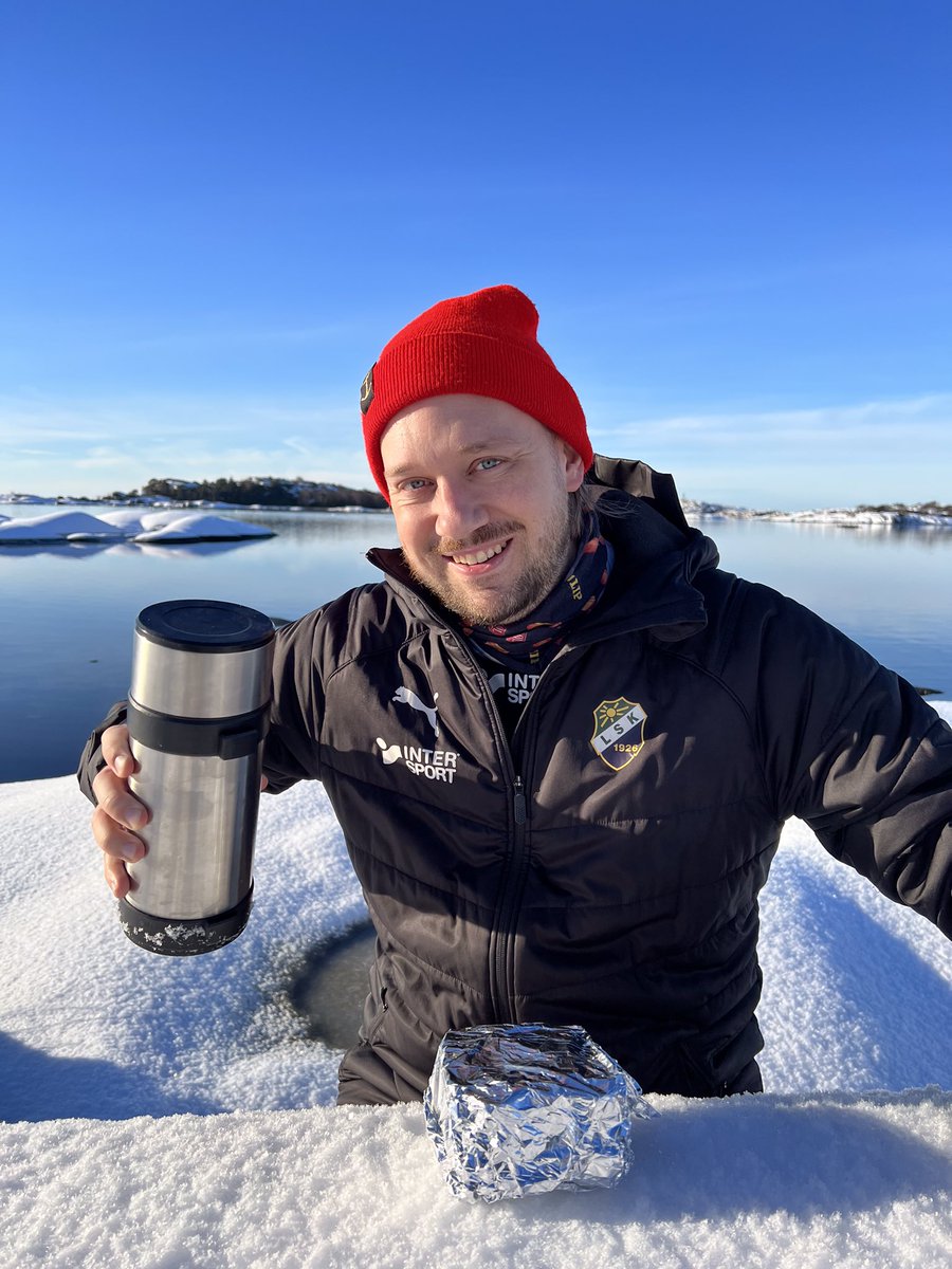 PFridefors's tweet photo. Detta var också någon form av start på en lördag ❄️ https://t.co/C2nCKqB1HX