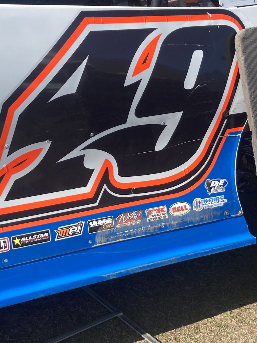 SprintCarsofNE's tweet image. Some @FKrodends @lucasdirt teams getting ready for some racing tonight . 
#FLinFeb 🌴