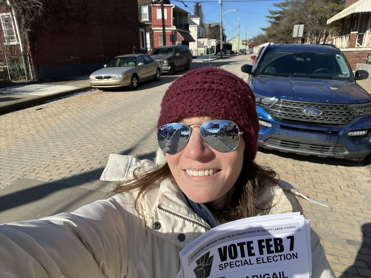 rachaelheisler's tweet photo. It’s never too cold to canvass with @AlleghenyLabor. A great day to hit doors in #Rankin for @SalisburyforPA! https://t.co/tig9VbgOpE