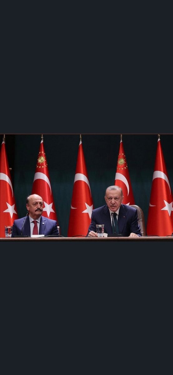 #KabinedeKitler
İNŞALLAH KADRO AÇIKLAMASI KABİNE TOPLANTISINDAN SONRA GELECEK.. KİTLER MÜJDESİNİ BEKLİYOR ..
<a href="/RTErdogan/">Recep Tayyip Erdoğan</a> 
<a href="/vedatbilgn/">Vedat Bilgin</a>