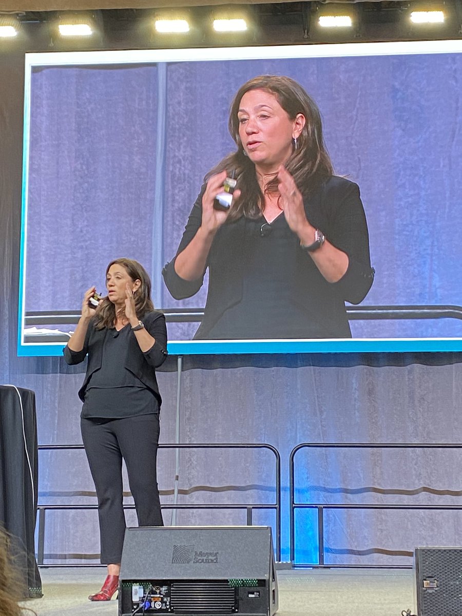 nerdondo's tweet image. Super inspiring talk and images from Christina Mittermeier at #IMPAC5! She reminds us not to have the “SELFIE” attitude.