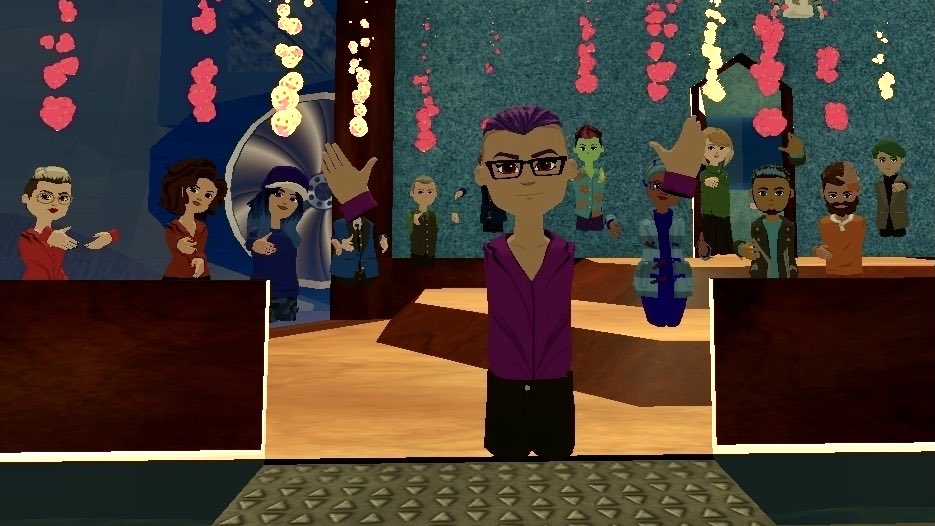 On Wednesday's It's Shark Time, Mr. Stewie, Rick and Toasty emerged from our audience to engage in a battle of wits. Only Toasty survived. Join us tonight for one of our final performances in #AltspaceVR - Altspace may be over, but we're just getting started!
#VR