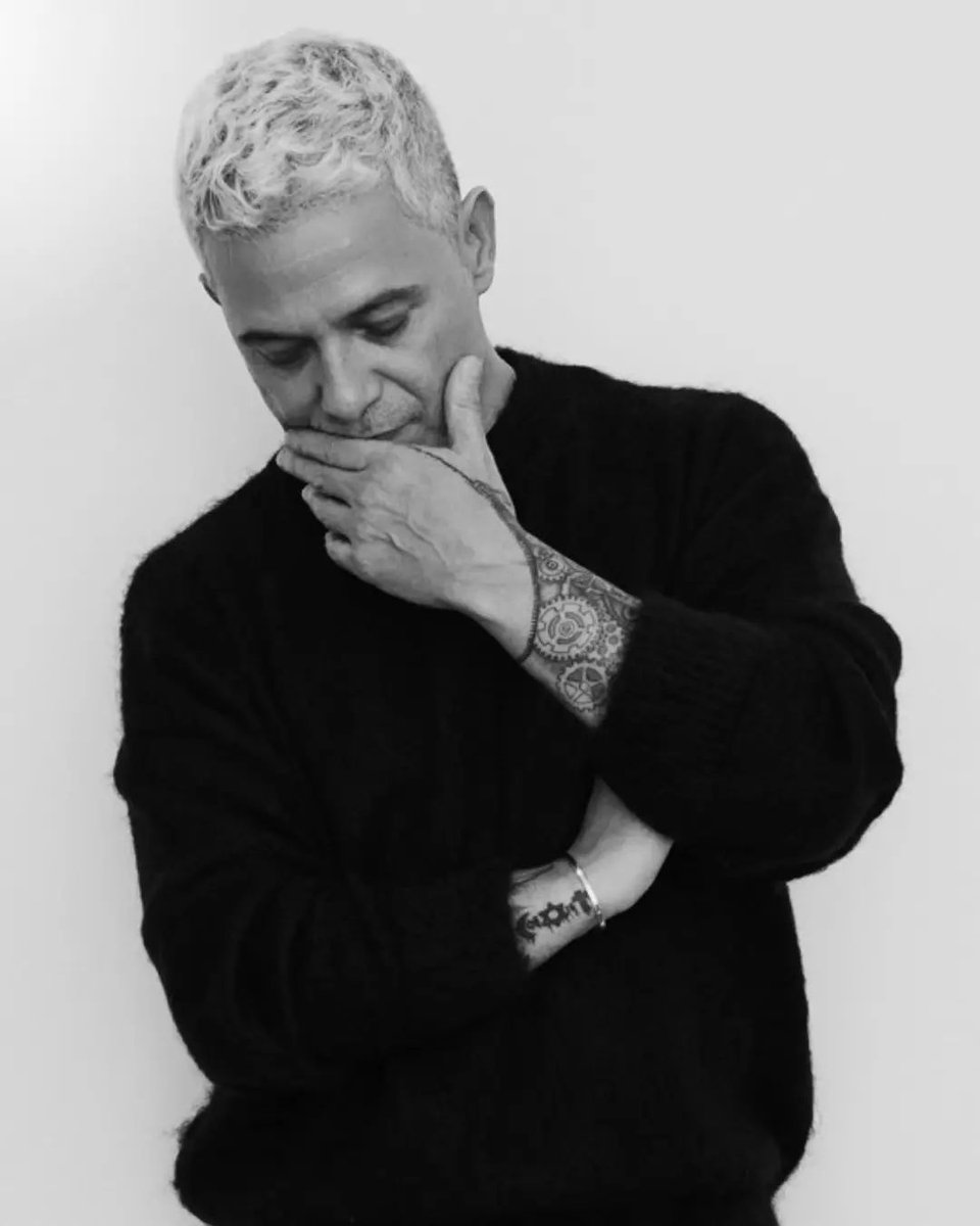 InteriorDeSanz's tweet photo. #Repost @alejandrosanzperfumes en Ig
——
¿Todo preparado para San Valentin?
Cuentanos tus planes...
@AlejandroSanz
#AlejandroSanzPerfumes
#MiAcordeEresTú
#MiAcorde https://t.co/FGBNLMYeA2