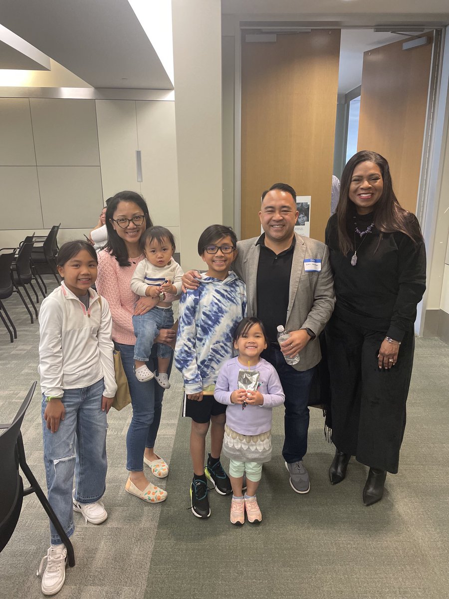 throgers1 tweet media