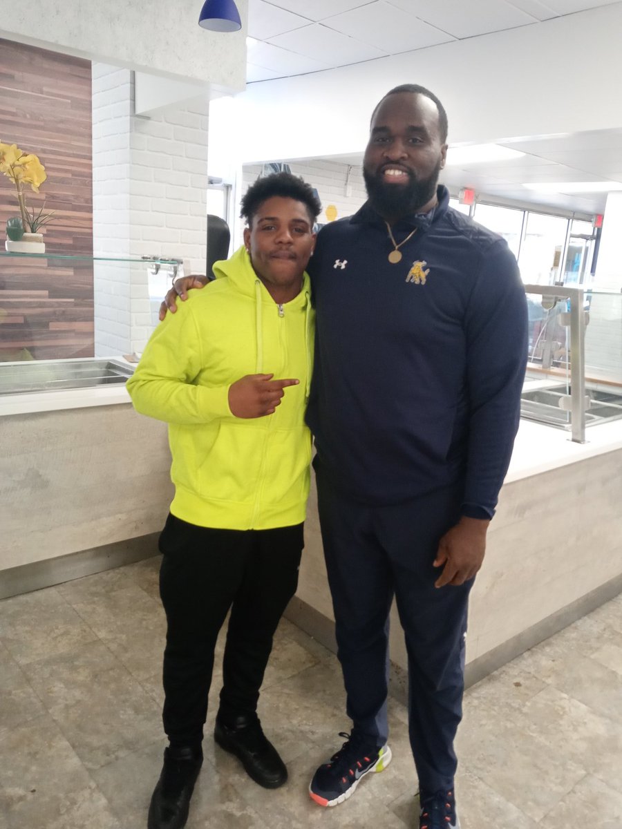 Appreciate you <a href="/DrCoachFly/">Coach Kevon Fly</a>, <a href="/CFootballskills/">Freddie Brown Jr</a> and <a href="/JCSUFootball/">Golden Bulls</a>. Had a great unofficial visit today.