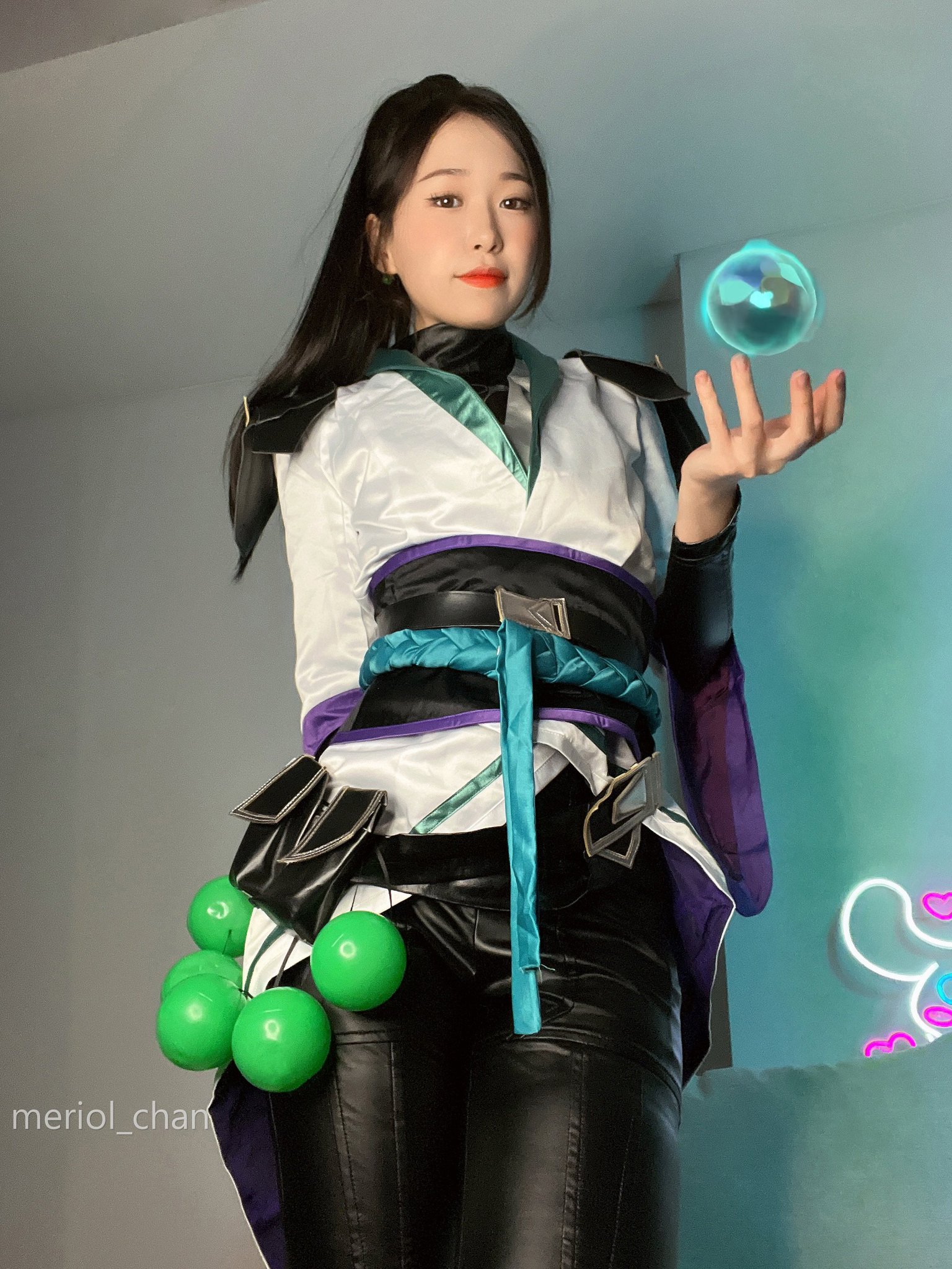 meriol chan в X: „finallyy I did Sage cosplay!! VALORANT cosplay gaming  t.cozcz0HcN5SK“  X