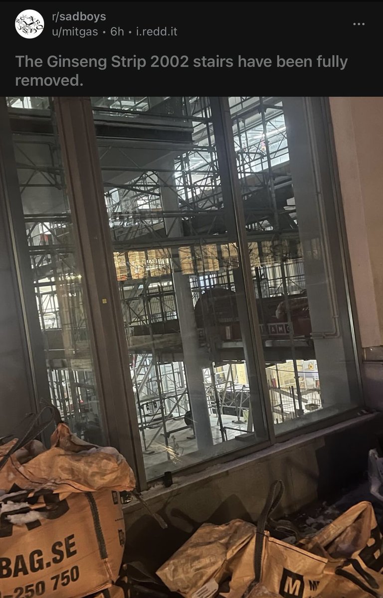 therealugs's tweet photo. The stairs from Yung Lean’s iconic music video for “Ginseng Strip 2002” have been removed. https://t.co/UQiFboXnWU