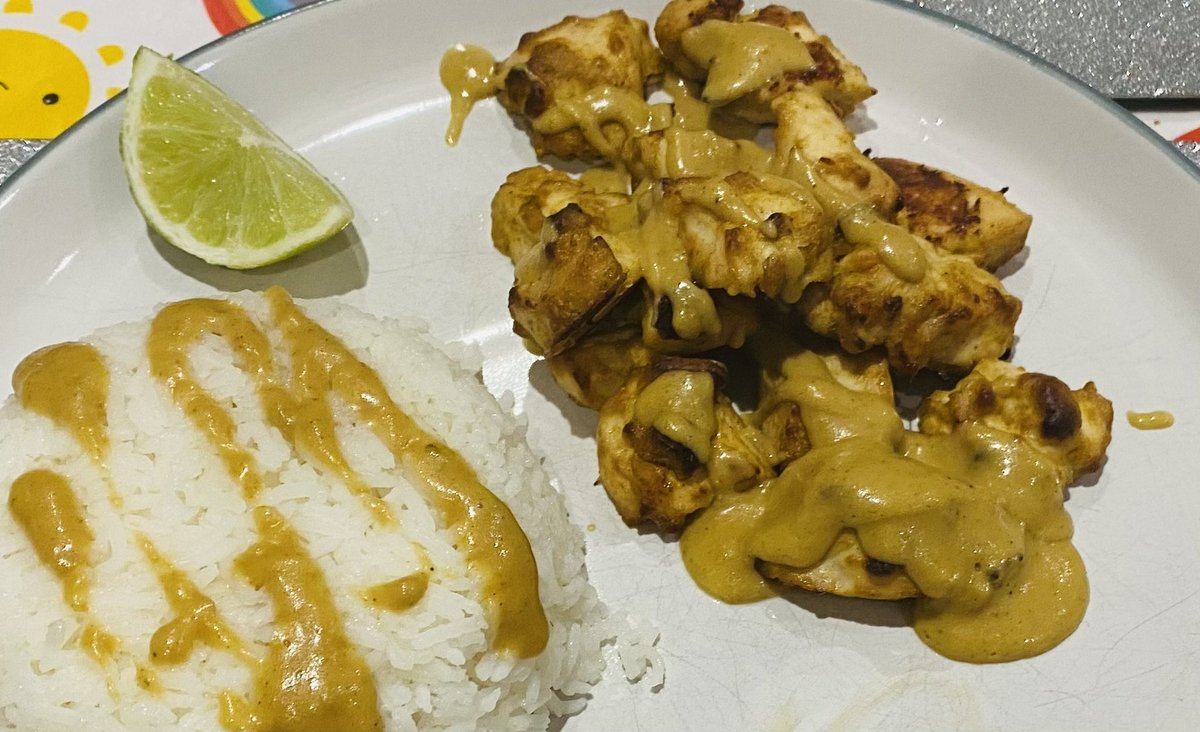 OurAdventures10's tweet photo. D watched some Masterchef &amp; was inspired to make Chicken Satay. She helped to make it tonight &amp; really enjoyed it. It was very tasty &amp; easy to do too. https://t.co/fqpSGSJWTy