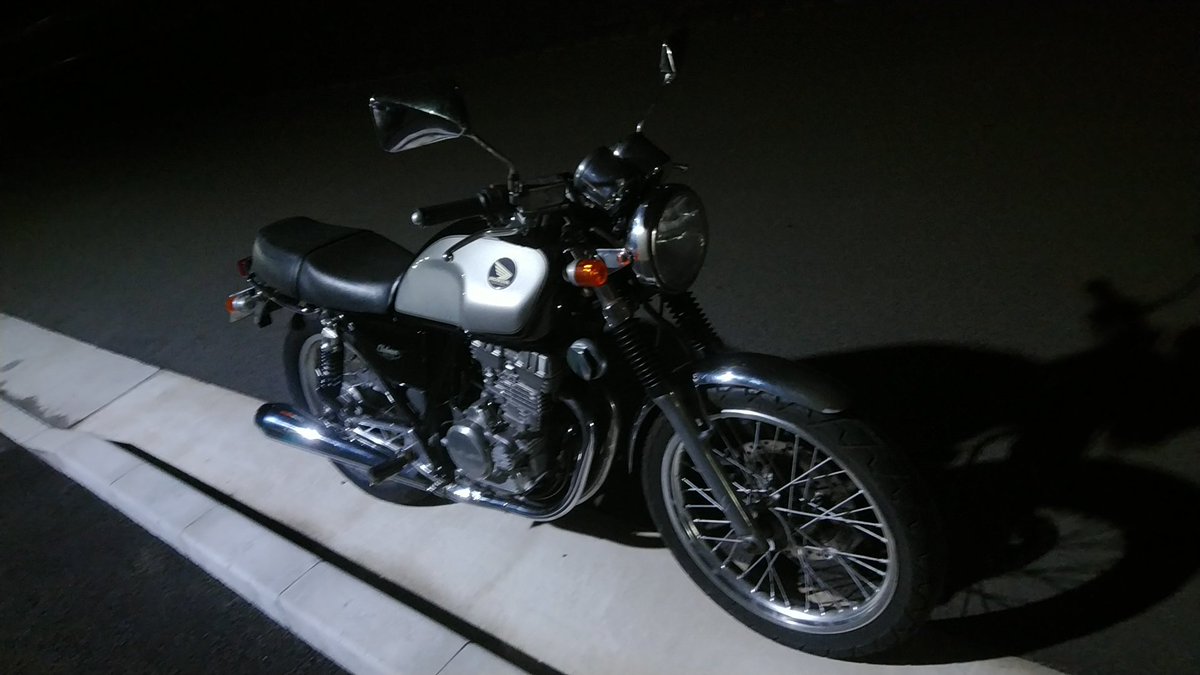 na5h_2CS's tweet photo. #自己紹介 

･ONEVIA Q's  [PS13改]
･Benly 50S [CD50改85cc]
･GB250 CLUBMAN [MC10]
に乗ってる、ただのオジンで～す

過去には
シビックやらフィットやら
ルネッサ、カブ、クラブマン(緑)
にも乗ってました！ https://t.co/il2CAZbHg2