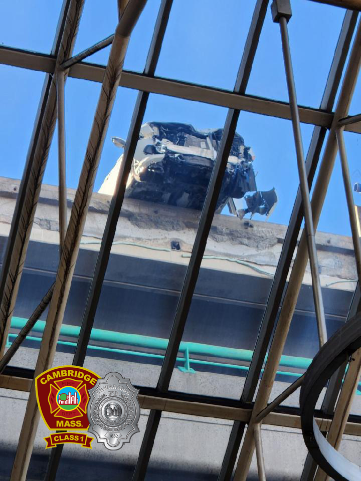 CambridgeMAFire's tweet photo. Tech Rescue: FD units are working at a vehicle crash w injury on the top level of the Alewife MBTA parking garage. Vehicle is overhanging the edge of the structure. Alewife MBTA is CLOSED pending structural evaluation.
Cambridge &amp; Transit PD &amp; Pro EMS are also working on scene. https://t.co/Vgv2d5ftl3
