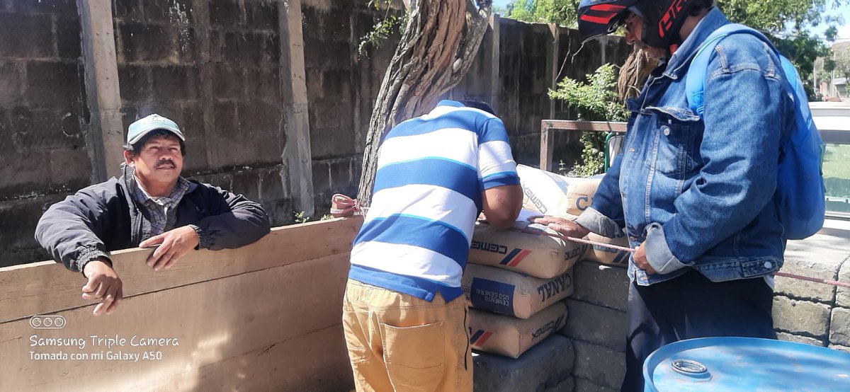DiriambaD2's tweet photo. #Nicaragua
#Distrito2ConDaniel2023  El GRUN a través de Alcalde de Diriamba  Ing Harold Baltodano y la Cra Vice Alcalde Meylin Figueroa se hizo posible la entrega de Materiales de construcción para la Reconstrucción de  vivienda que fue dañada por los fuertes vientos . https://t.co/hnMShMCT9C