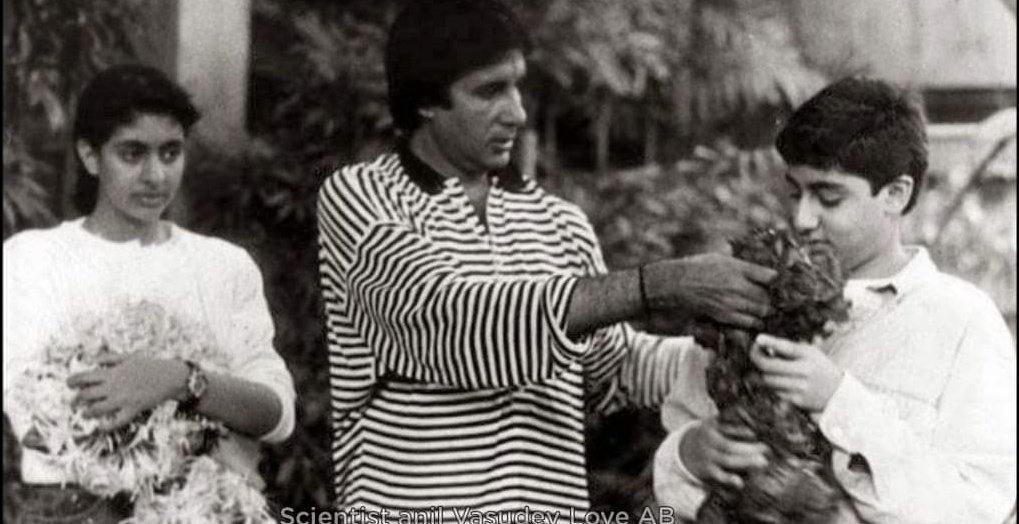 ArunPan9315's tweet photo. Wish You Many Many Happy Returns Of The Day Famous Actor Abhishek Bachchan.
Pray to God that you may live long and be healthy and happy forever.
🎂🎂🎂🎂
@juniorbachchan
@SrBachchan
#happybirthdayabhishekbachchan
#AB47
#HBDAbhishekBachchan https://t.co/H0UUC7Q0p6