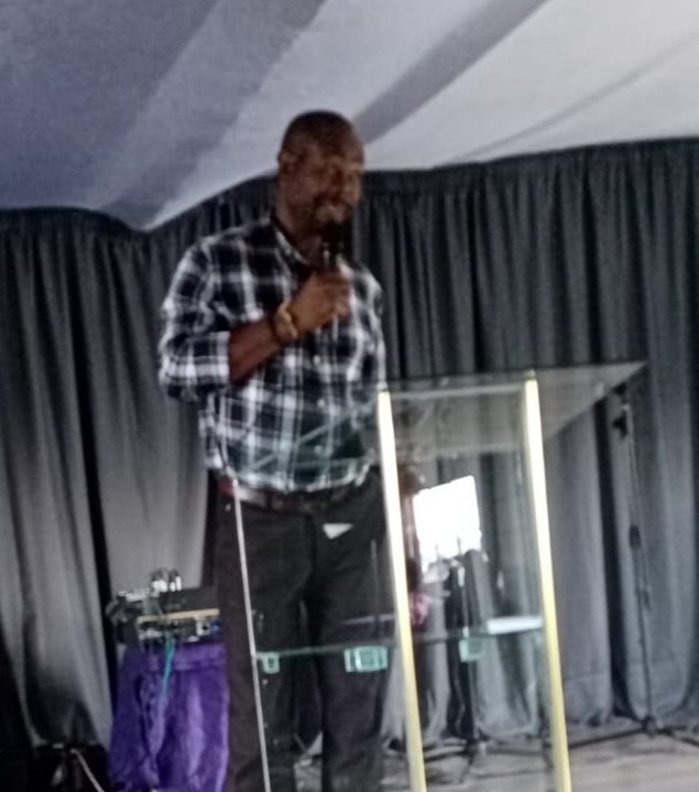 ShabalalaShabs's tweet photo. Feeling blessed at the church service. https://t.co/V88HiyM9GY