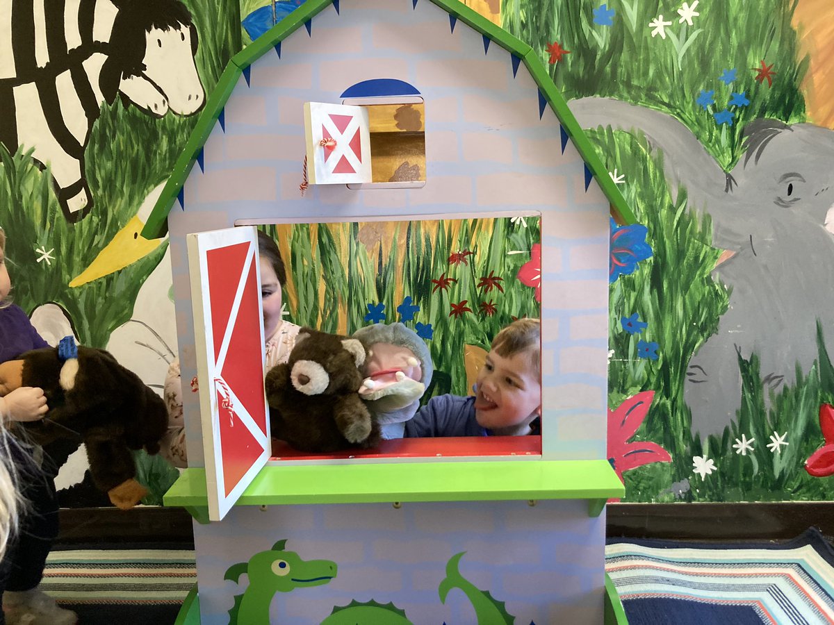 Puppet shows at the Cape Cod Toy Library today! #capecodkids #play #toylibrary