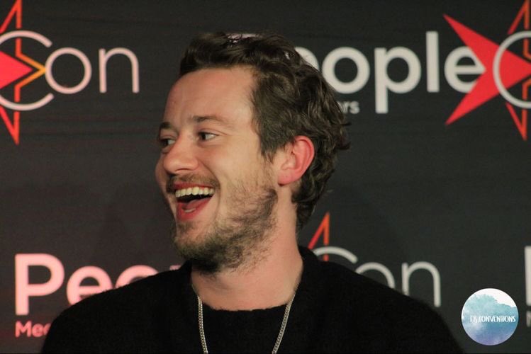 dostuyokvski's tweet image. need a comic con with joes IT’S A NEED