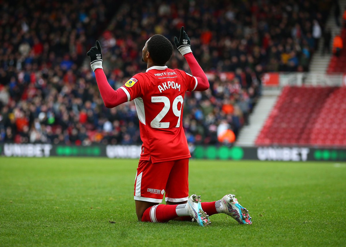 cakpom's tweet image. Right then…. ALL ABOARD 🚂🚂 😭. 
What a team. Great support as always from you guys. Onwards and upwards @Boro 🔴⚪️ #Godsplan