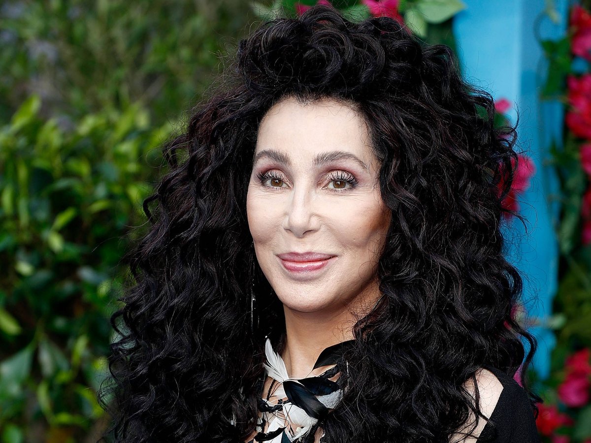 KevinSeisay's tweet photo. Fabi and Cher https://t.co/cdCEAC30c7