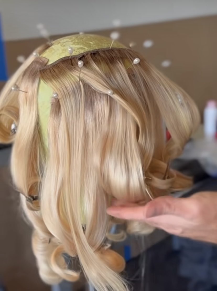 theidolmedia's tweet photo. �� 2.3 | via The Idol’s hairstylist:

“BTS - Prepping glamseamless Invisi Clip ins for "The Idol" Press” https://t.co/iVfrERGSgR