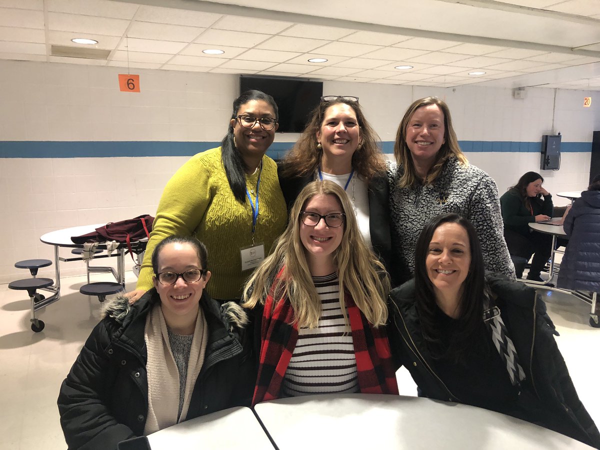 Mme. Nesfield tweet media