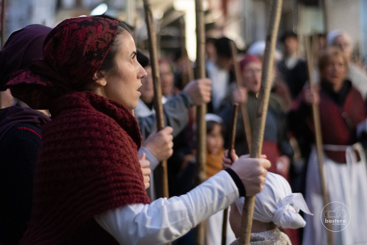 AndoaingoUdala's tweet photo. 🎶🗣 SANTA AGEDA BEZPERA #Andoain > 🎼🪗 'Santa Ageda bezpera degu, Euskal Herriko eguna' https://t.co/AKGhUZDSRi