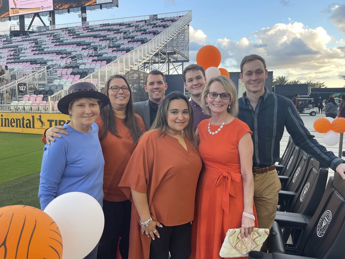 piperprincipal's tweet photo. An honor to be the BCPS POY! I’m humbled by this recognition &amp; will work to positively, compassionately &amp; professionally represent BCPS…the best educators anywhere. Thanks Team Piper &amp; my community for unwavering support! A BIG win for Piper HS!🧡🤎@BcpsCentral_ @browardschools https://t.co/P6PlEA5Ieg