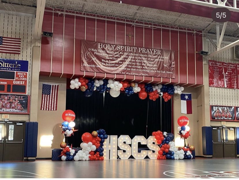 ACPDanceTeam's tweet photo. Holy Spirit Pep-Rally! We love our flames! Our girls did amazing representing Antonian at Holy Spirit! Both teams performed and killed it! Our alum even got to see some of their past teachers! Wishing all the best to Holy Spirit and GO FLAMES AND APACHES! ❤️💙 https://t.co/S2gSKLQOkj