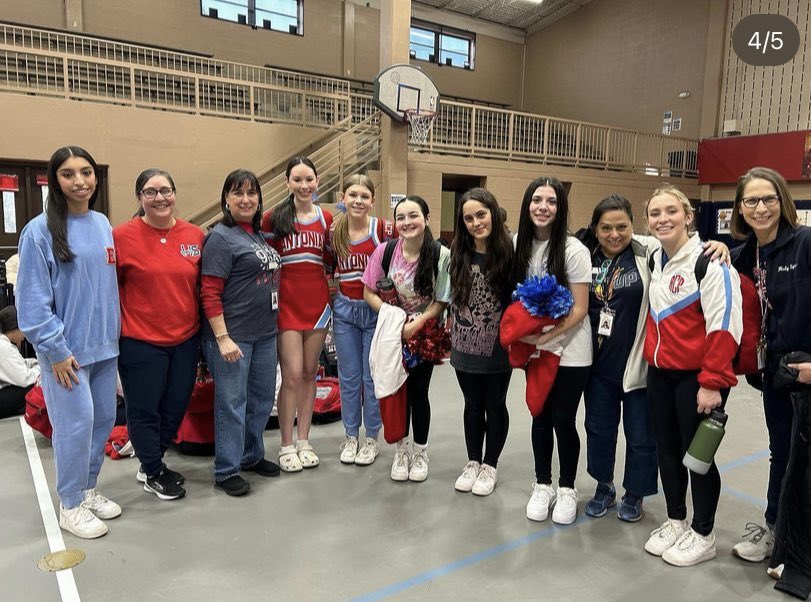ACPDanceTeam's tweet photo. Holy Spirit Pep-Rally! We love our flames! Our girls did amazing representing Antonian at Holy Spirit! Both teams performed and killed it! Our alum even got to see some of their past teachers! Wishing all the best to Holy Spirit and GO FLAMES AND APACHES! ❤️💙 https://t.co/S2gSKLQOkj