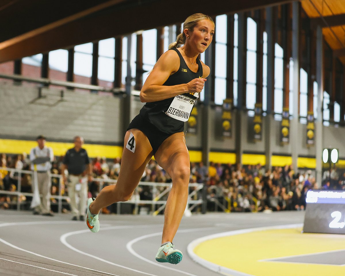 Meyo Invite | 𝗟𝗼𝗼𝗸 𝗮𝘁 𝗔𝘂𝗱𝗿𝗲𝘆 𝗚𝗼 ‼

Biermann takes second in the women's 400-meter race with a 53.84. The mark is 7th in Iowa history, improving on the time that she set last weekend in Arkansas.

#Hawkeyes
