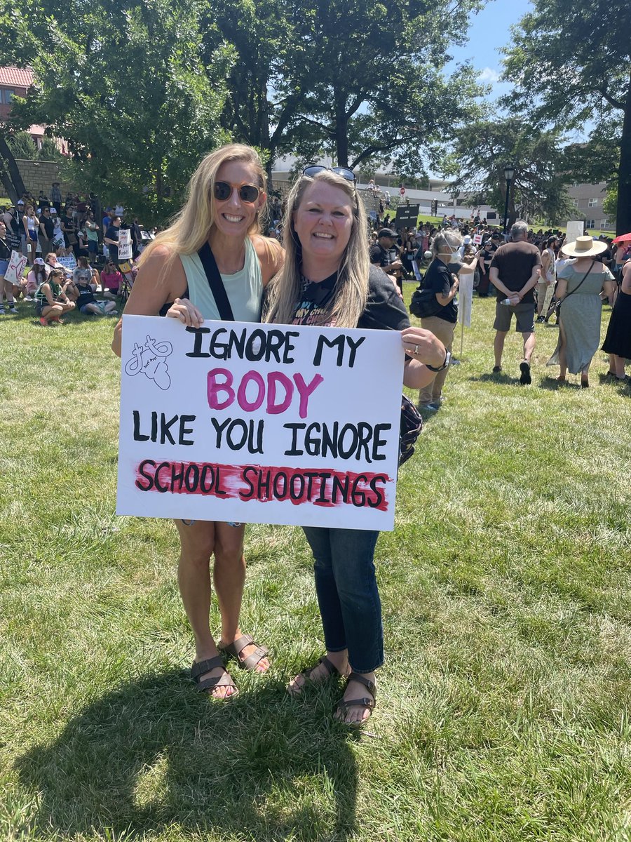 Andrea Holmes tweet media