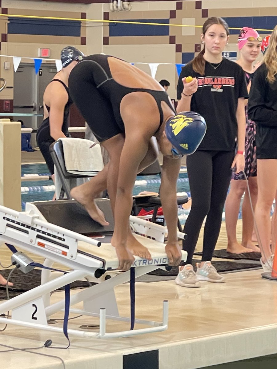 CoachRBroussard's tweet photo. Day 2 - Regional Finals!!!!
Congratulations to our 200 Medley Relay, 400 Freestyle Relay ( Bella Barrientos, Bailey Johnson, Shirley Bousquet, Jade Brooks, Karina Medina) - 50 Freestyle- (Bailey Johnson), and 100 Freestyle (Bailey Johnson)
Good Luck Coogs!! https://t.co/gMAjZqzyoF