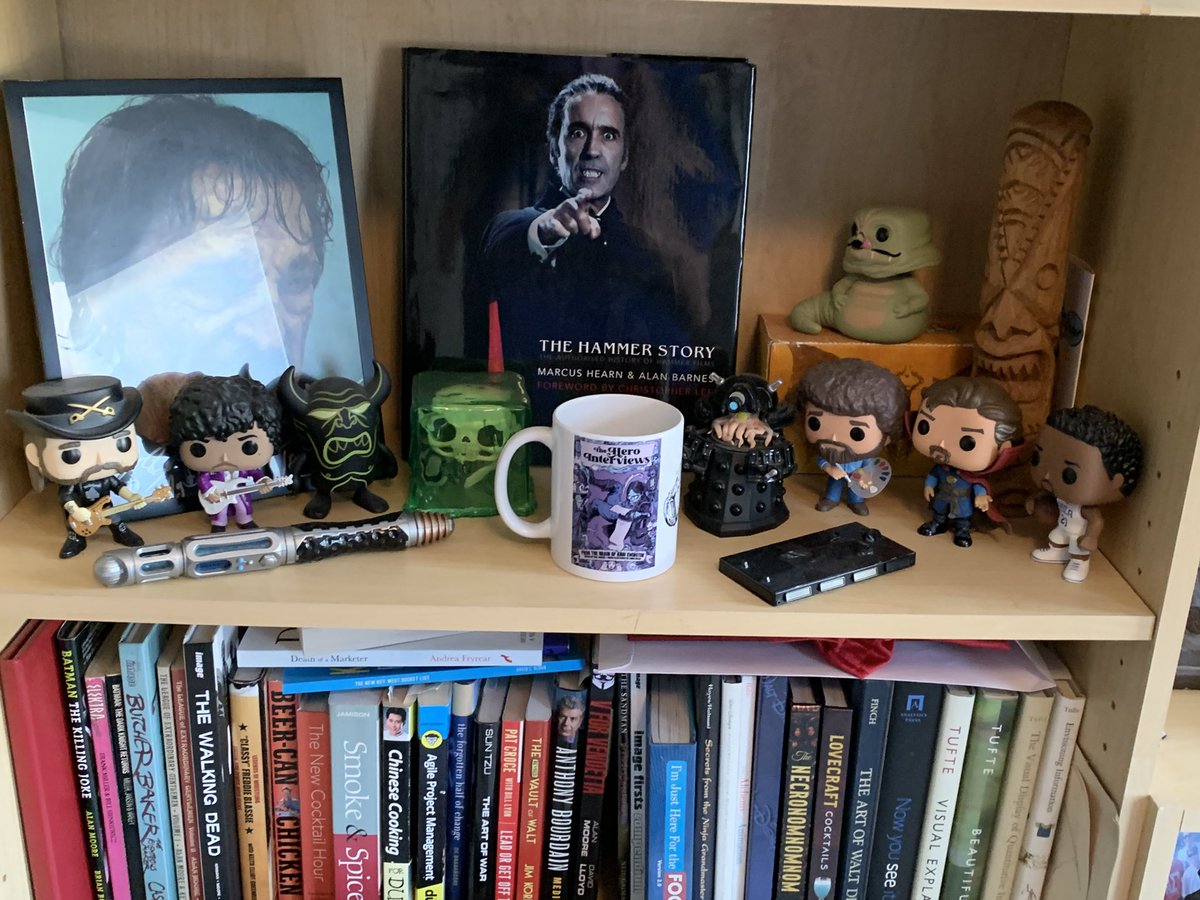 TheMagicTiki's tweet photo. @AndiEwington Look what arrived today! It fits right into its new home! Thank you! #theherointerviews #dnd #comedy #dungeonsanddragons https://t.co/YDmNvF2Mcp