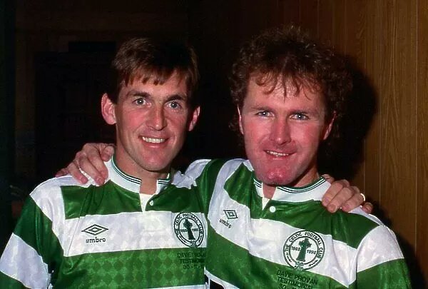 robertmdaws's tweet photo. #davieprovan and #kennydalglish november 1987 https://t.co/nD7NVN4GAa
