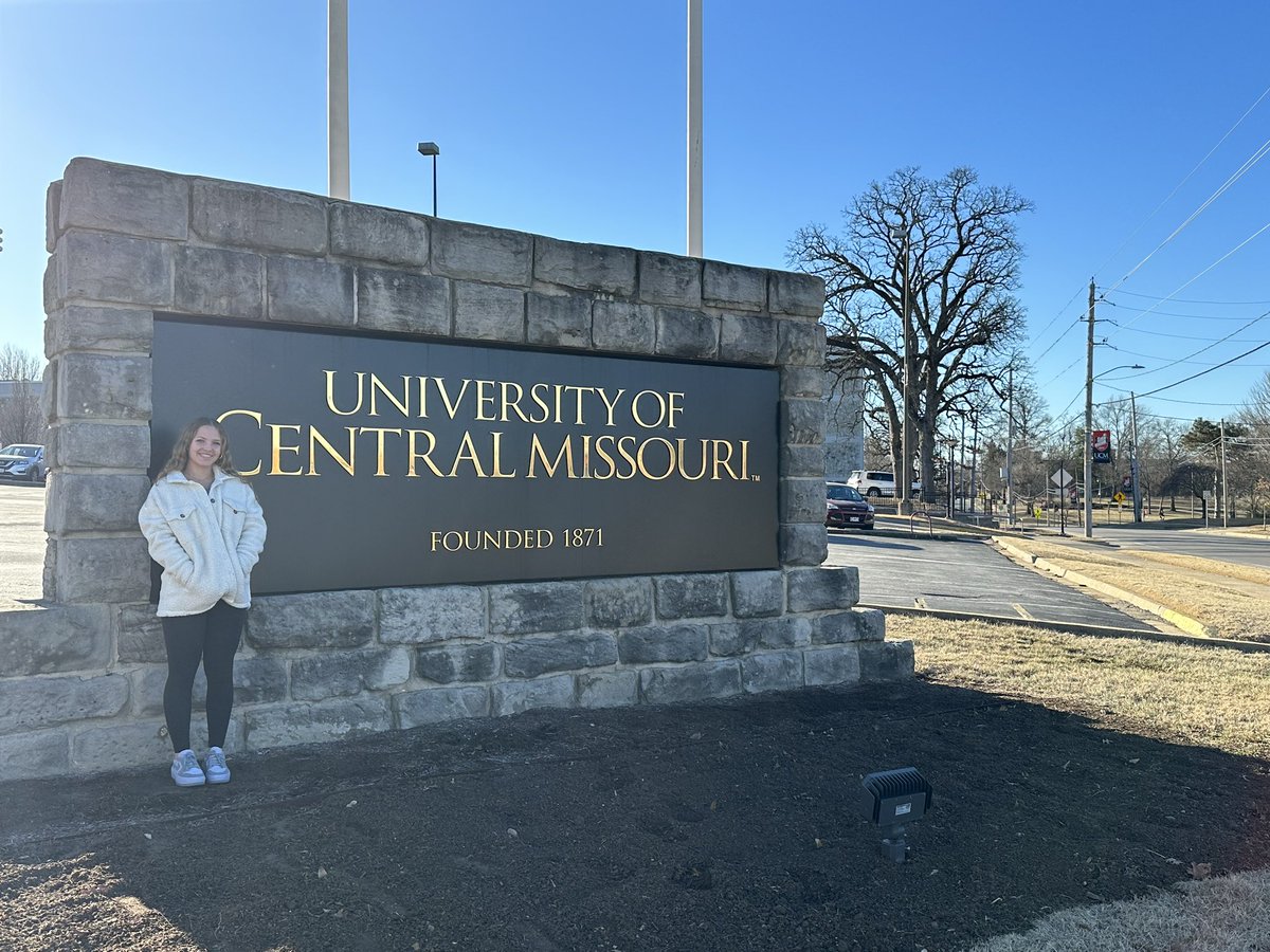 greta_likens's tweet photo. Big thank you to Coach Lewis and Coach Michael for a great visit yesterday! @UCM_Soccer https://t.co/HDm53WXIFK