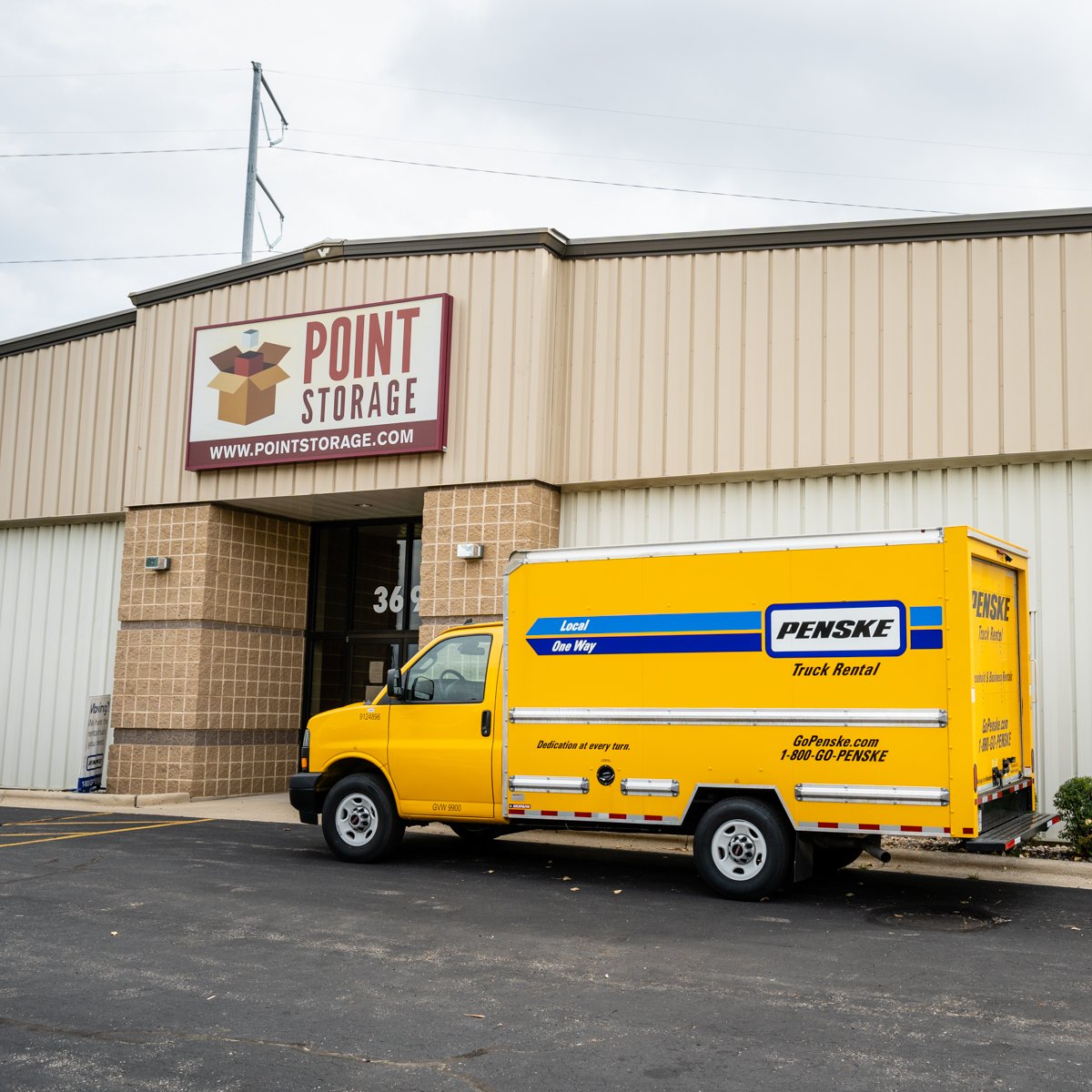 PointStorage's tweet photo. Quality comes first when you work with our team. We're committed to delivering timely and exceptional service, and with our storage knowledge, you'll never be alone. #SelfStorage https://t.co/6ukHQQ1K8k