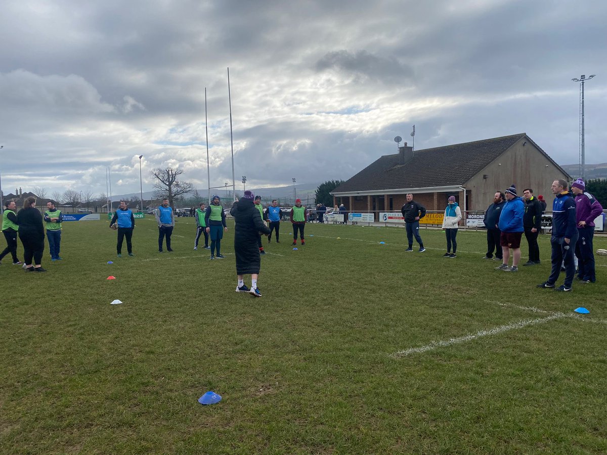 Huge thanks to @ClonmelRFC for hosting our East @Munsterrugby minis coaching course today. Another great group of coaches starting their journey. @OlanDaly @CraigQ9 @NoelOMeara4
