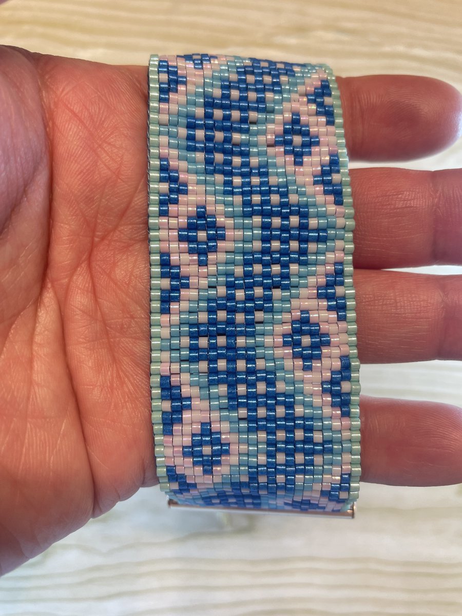 CuteNUniqueShop's tweet photo. Enhance your look with gracefulness, You're beautiful along with your bracelet @  https://t.co/5OF4tBuTdg
-
-
-
-
-
-
#cutenuniquestudio #etsyhop #etsy #etsystore #smallbusiness #giftideas #love #accessories #cute #bracelet #ShopMyCloset #valentinesgift #ValentinesDay #giftshop https://t.co/imTkBtvCCT