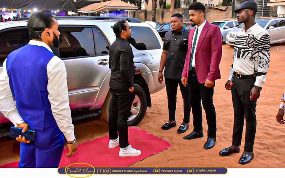 prophet_elyon's tweet photo. DWELLING IN THE SECRET PLACE OF GOD IS TO BE UNDER THE SHADOW AND THE COVERING OF HIS MERCY. 

AS I LIFT UP MY VOICE IN HONOR OF HIS NAME, HIS MERCY ABOUNDS WITH ME FOREVER.

#ProphetElyon 
#ElohimCgcc 
#ThePropheticVoice 
#ProphetOfTheWord
#UltimateFaithfulness
#DeeperTruth https://t.co/ayynAyYxjY