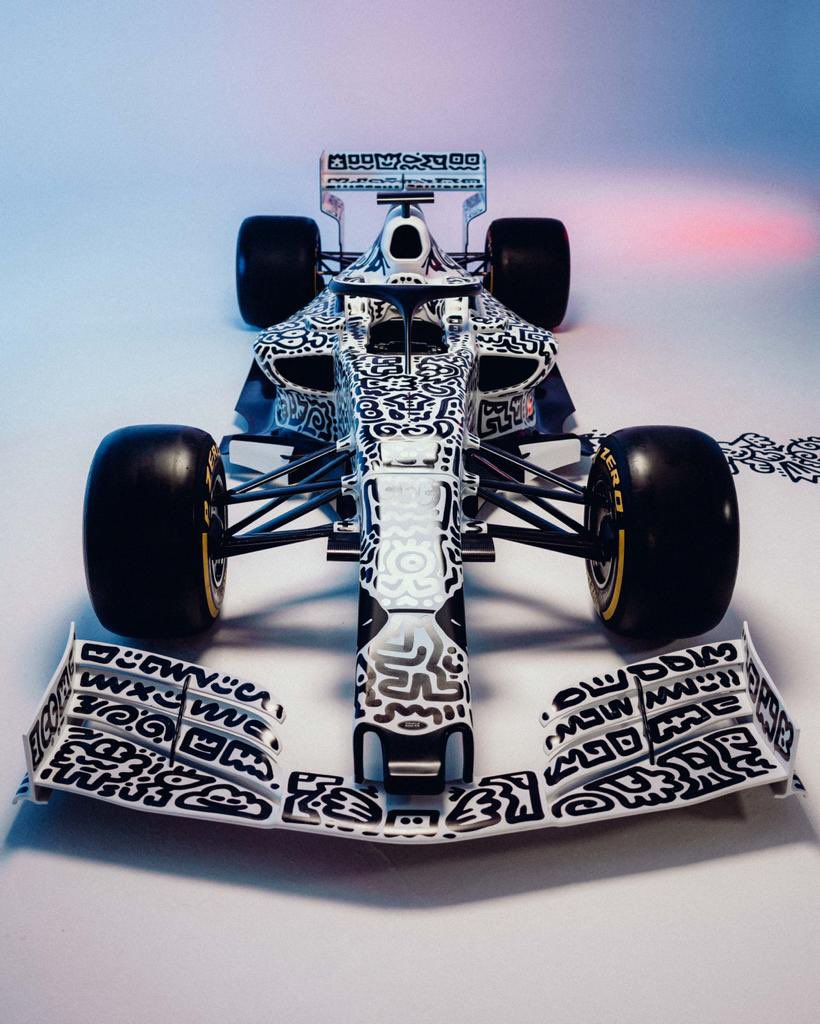 The custom “Doodle Bull” RB14 being auctioned means giving wings to spinal cord research.
@redbullracing #wingsforlife