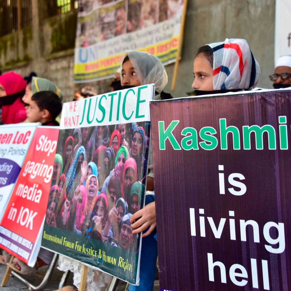 major_heer's tweet photo. #Indian_occupied_kashmir
#KashmirIsPakistan
#NoSurrenderOnKashmir
#KashmirSolidarityDay
#go_india_go_back
#UNHumanRightsCouncil https://t.co/5KDJIy150s