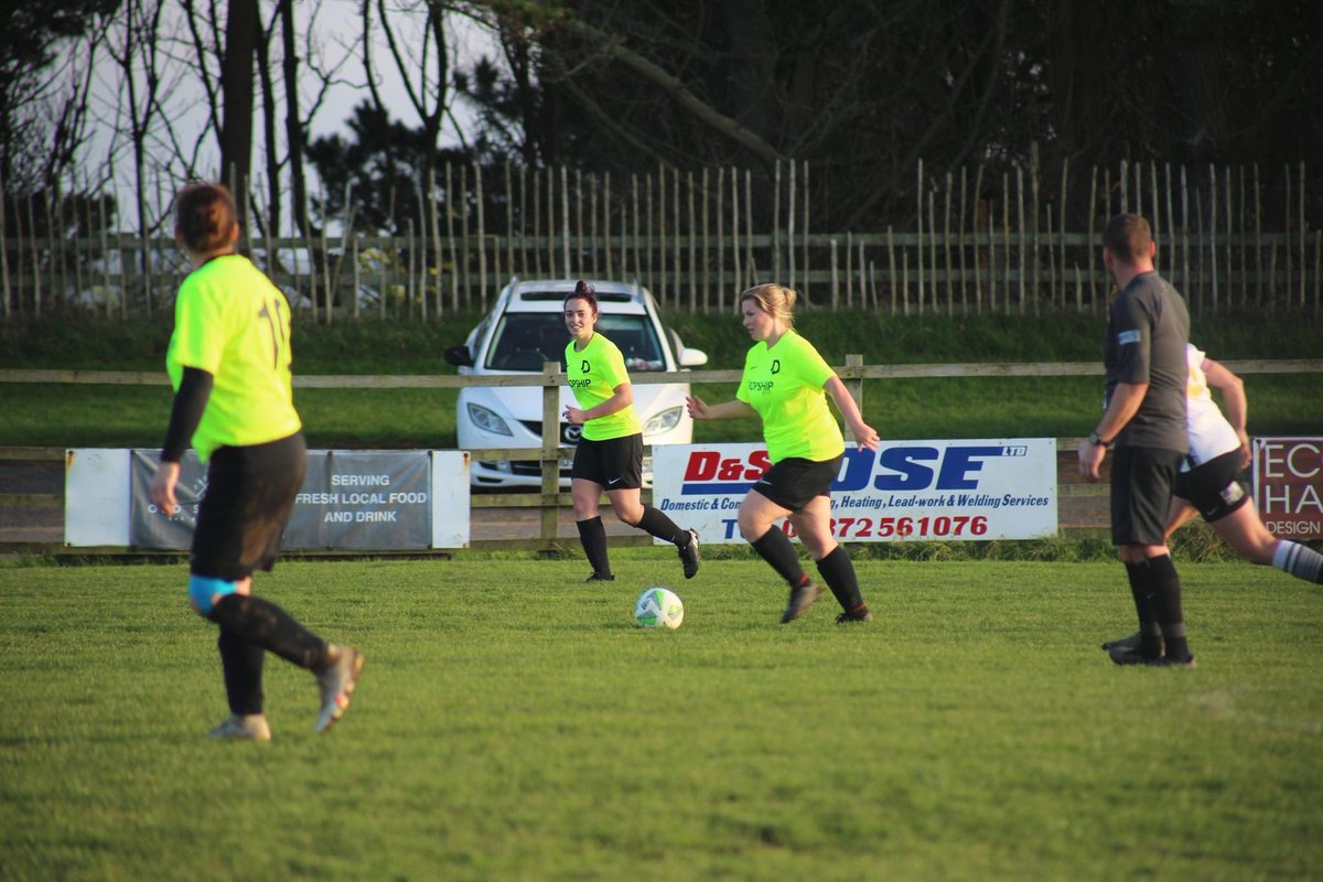 Tomorrow we are away, only a few miles up the road to <a href="/RedruthLadiesFC/">Redruth United Womens FC (P)</a> ⚽️

Last time we played went against Redruth we came out with a win and hope to do the same again! 

If you’re at a lose end tomorrow come up and support Dropship 💚💪🏼

#uptheship #ladiesfootball <a href="/TheCWFL/">CWFL</a>