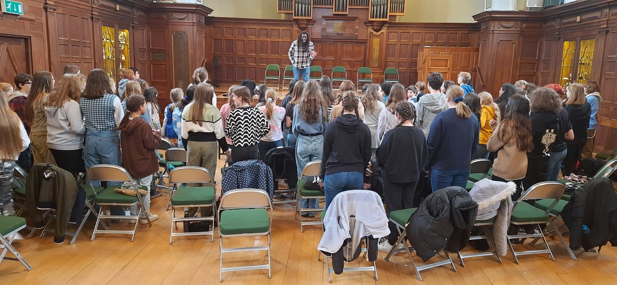 Another great workshop today with <a href="/LugoAga/">Aga Serugo-Lugo</a> - some fantastic singing and experimenting with voices! <a href="/TheChaseMalvern/">The Chase School</a> @neilcpferris <a href="/Anne_SingUK/">Anne Renshaw</a>