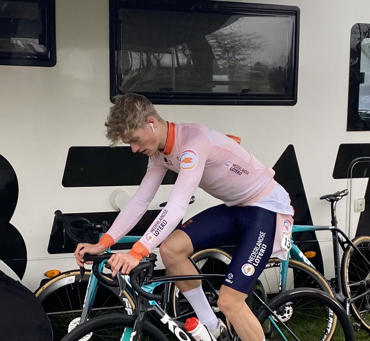 Alex van de Vosse tweet media